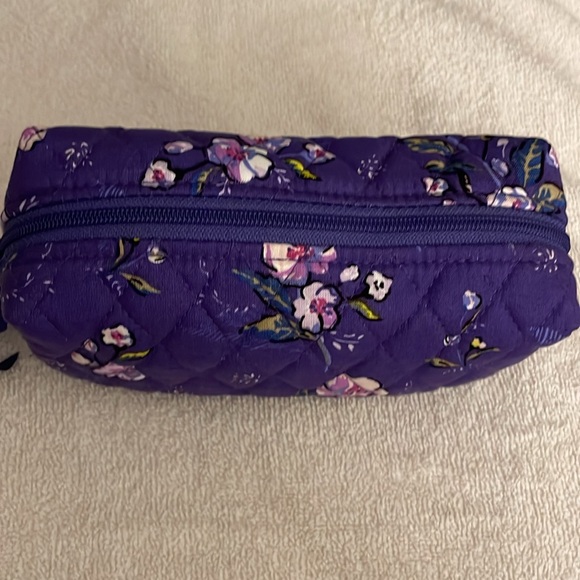 Vera Bradley Cosmetic Case - Picture 4 of 7